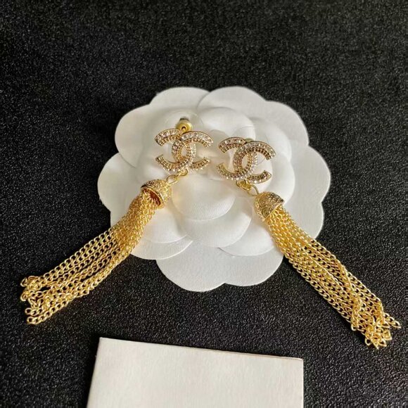 ✨✨Chanel tassel earrings - Picture 5 of 7